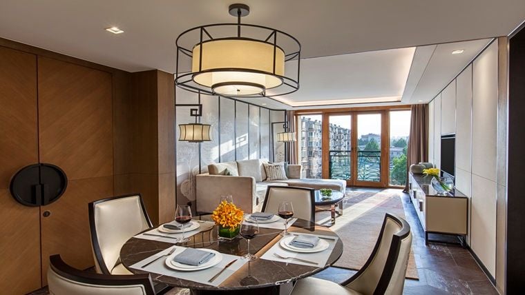One-Bedroom Deluxe
