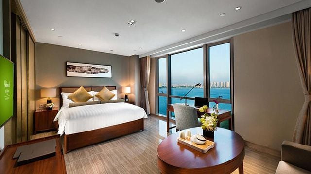 Grand Deluxe Room