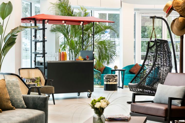 Self-service bar in the lounge area of our apart hotel in Nantes