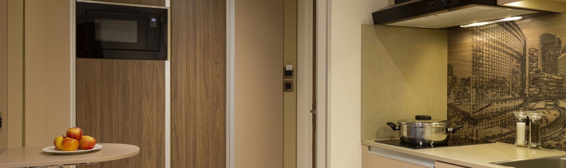 1 Bedroom Deluxe Apartment