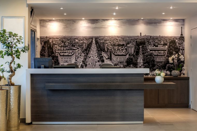 Reception open 24/7 of our apart hotel in Paris 14