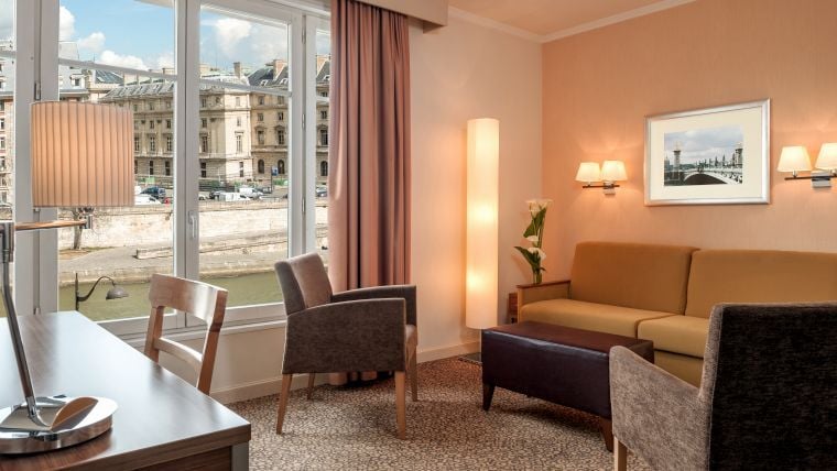 Appartement 2 pièces avec vue sur la Seine