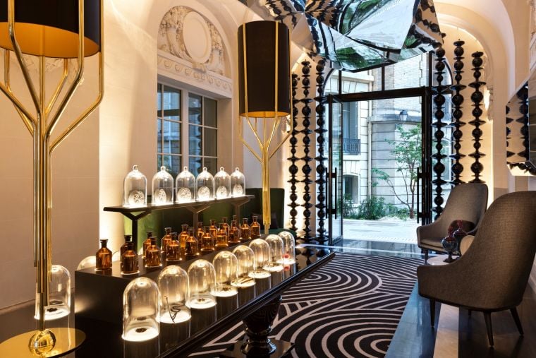 Lobby et son Bar à parfums, Hôtel 5 étoiles à Paris 8