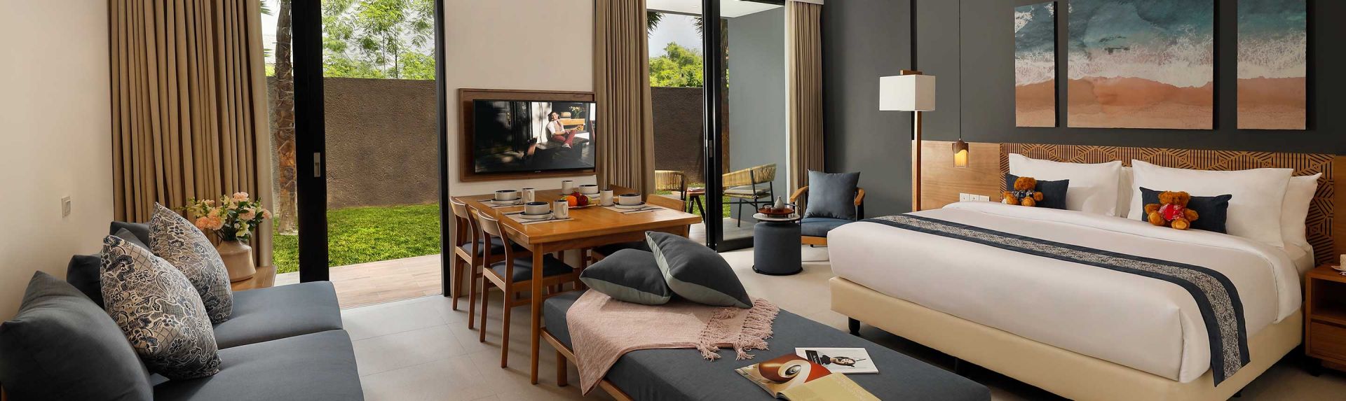 Penghargaan Banner Citadines Berawa Beach Bali Resort