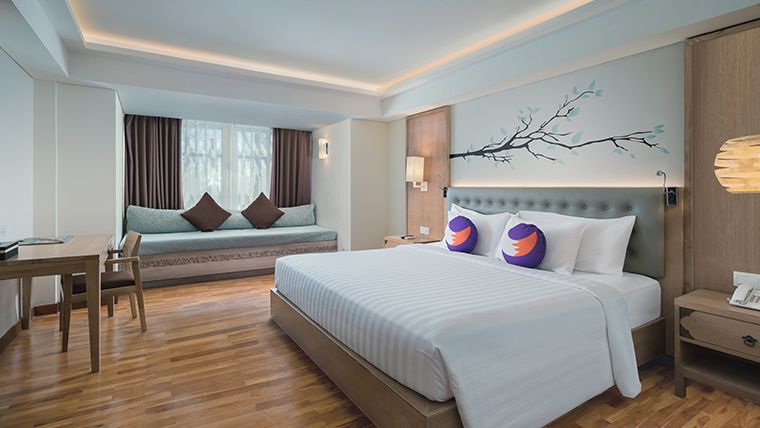 Deluxe Bathtub Room