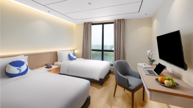 Deluxe Room Twin Bed