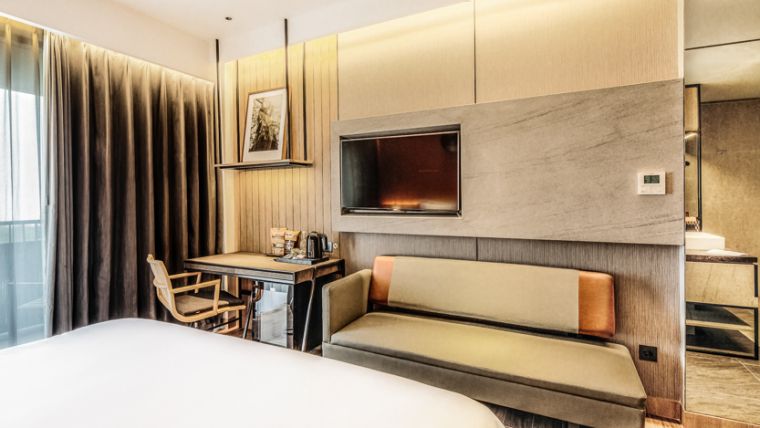 Premier Room