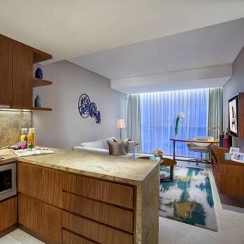 One-Bedroom Premier Twin