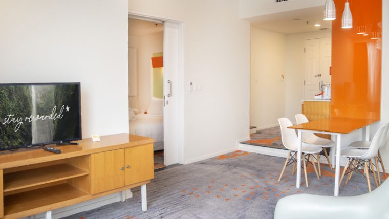 HARRIS Suite Room