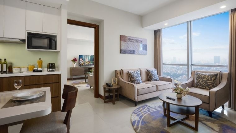 Two-Bedroom Club Room