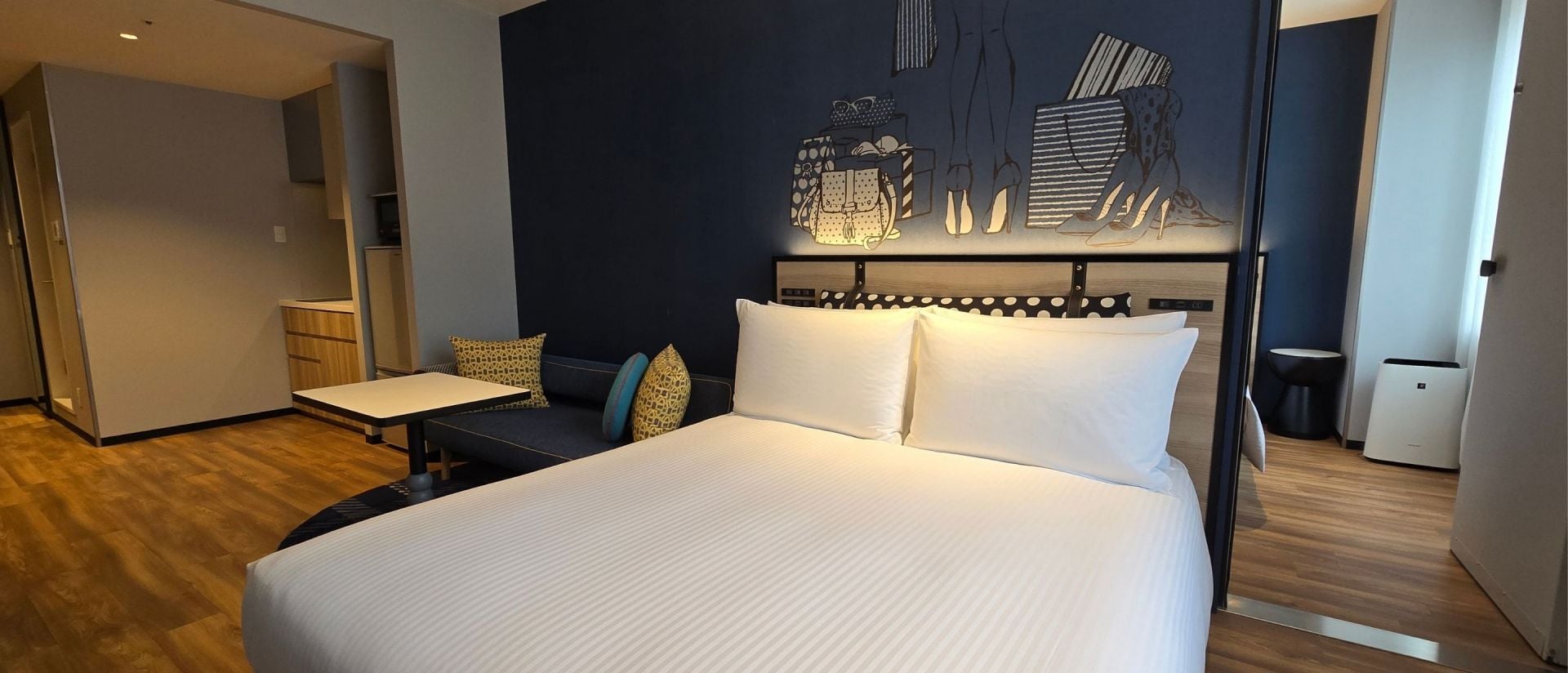 Stay Connected 2 Beds​