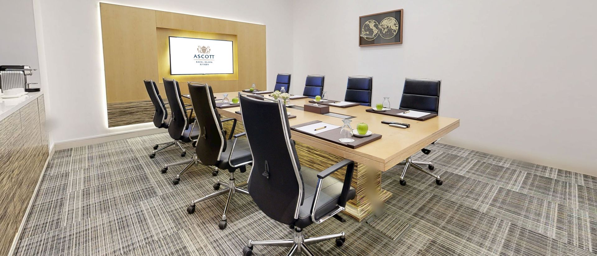 meeting and event at oakwood ha long