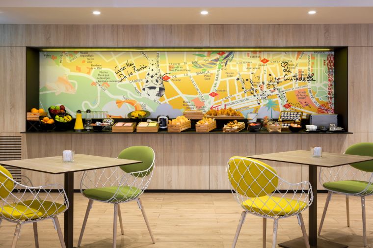 Breakfast room with continental buffet, apart hotel Barcelona