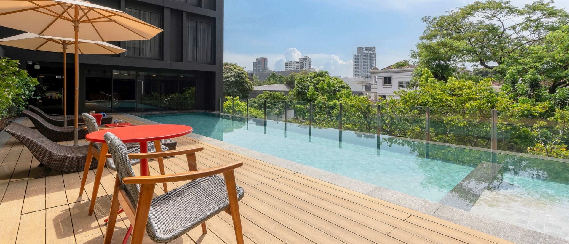 Oakwood Studios Sukhumvit Bangkok Amenities Banner Desktop