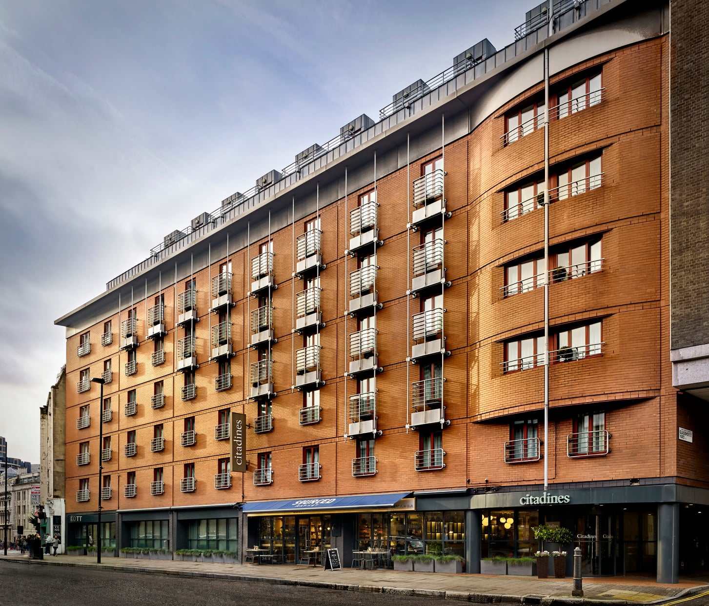 Frontage of our Apart hotel in London