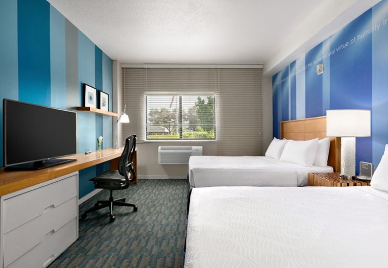 Well-Furnished Serviced Apartment at The Domain Hotel Sunnyvale