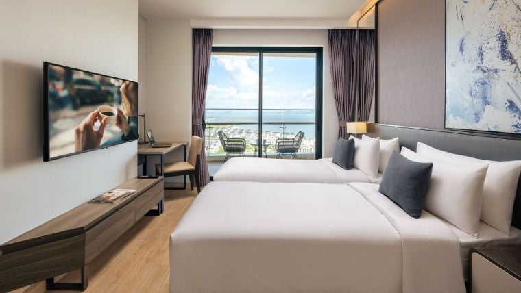 One-Bedroom Executive Twin