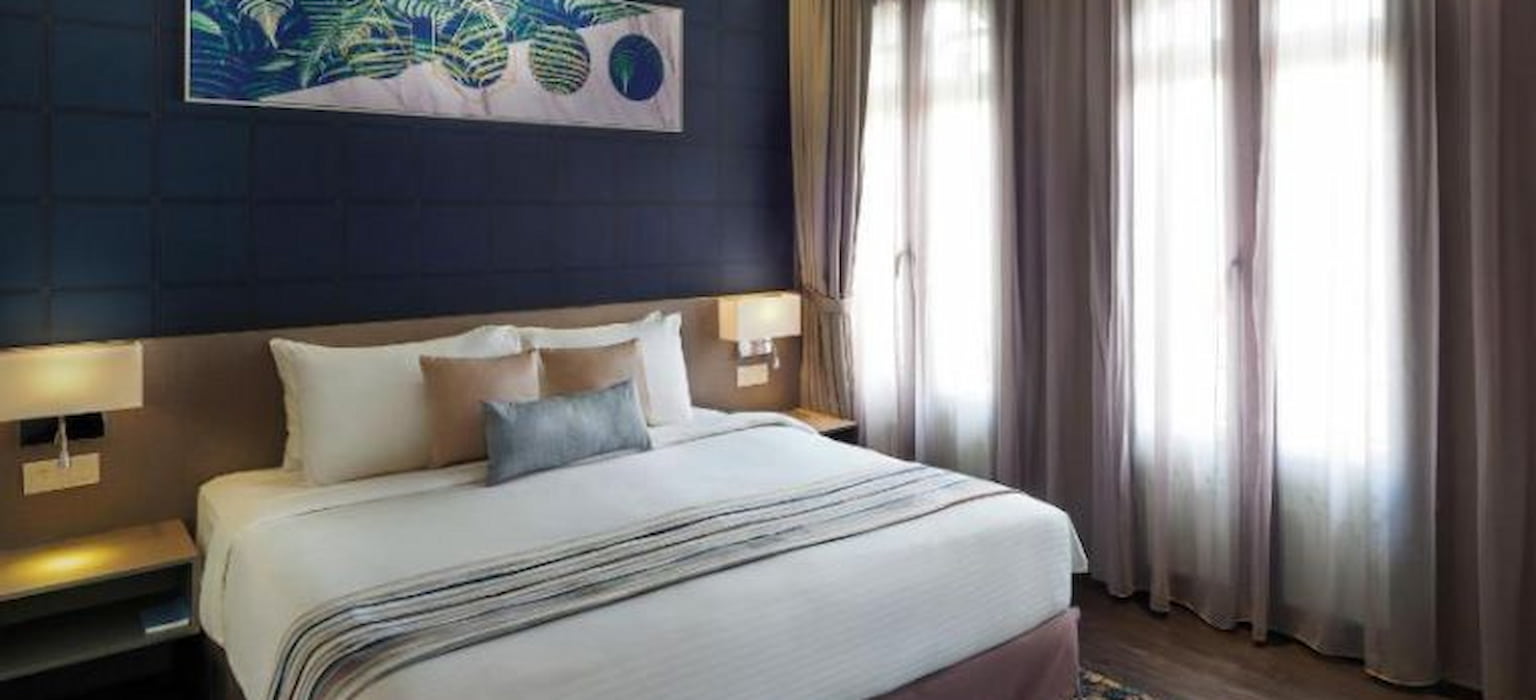 Bahari Parade Hotel