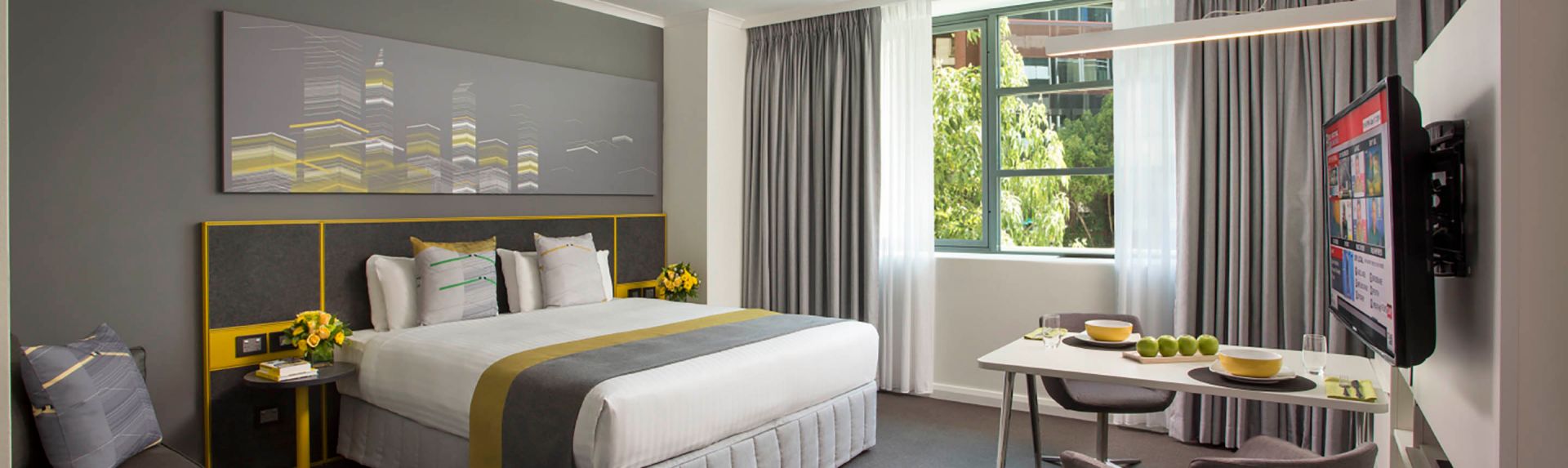 STUDIODELUXEACCESSBANNER