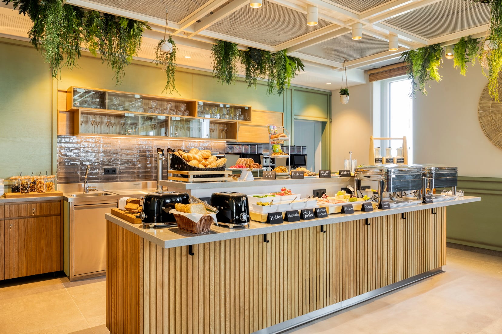 Continental breakfast buffet served 7 days a week