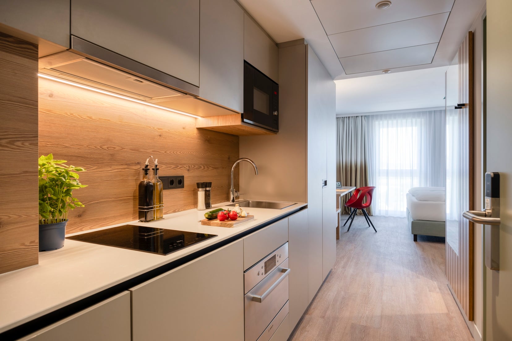 Fully equipped kitchen of a Studio