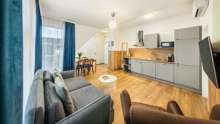 One Bedroom Citadines South Vienna Austria Hotel 1bed Apartment To Thumbnail 760X428