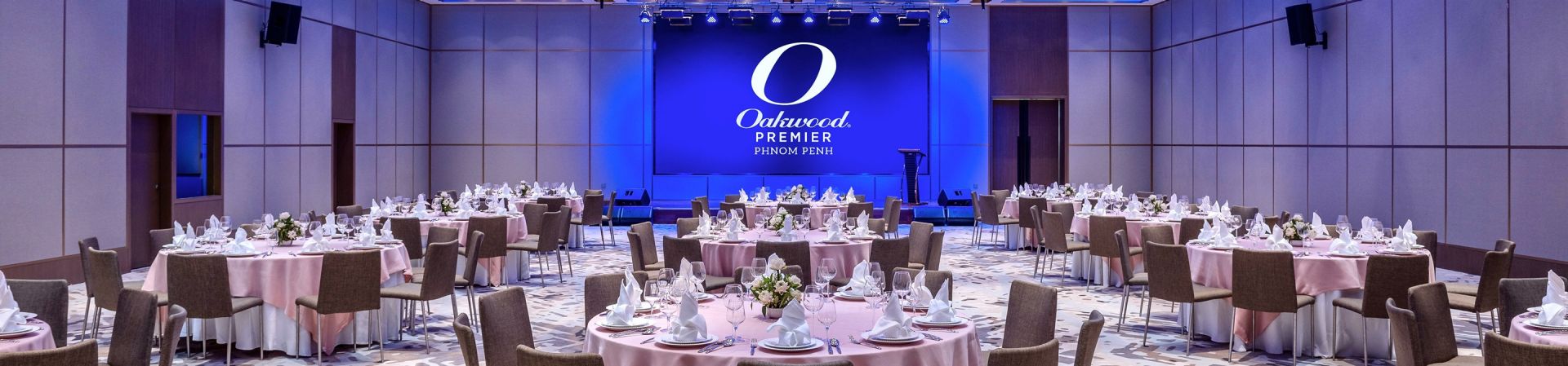 meeting-at-oakwood-phnom-penh