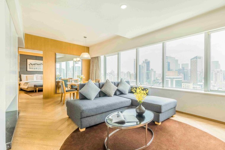 On-Bedroom Executive