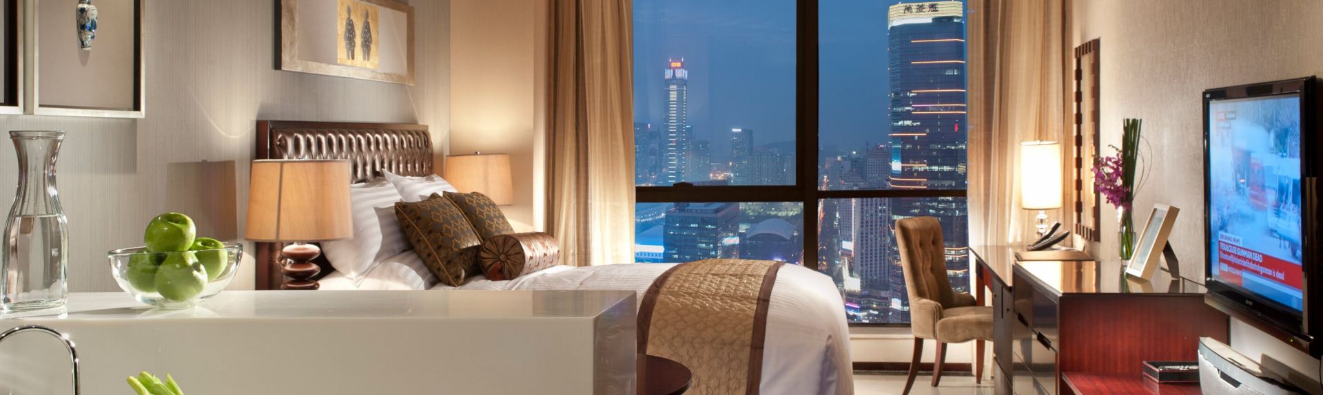 Oakwood Premier Guangzhou Apartments Banner Desktop