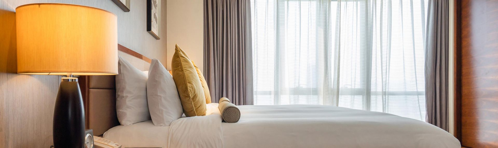 Oakwood Hotel Residence Studio Apartment Banner Desktop