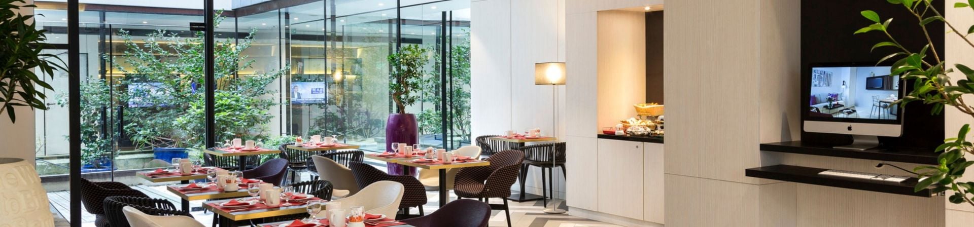 Restaurant and bar at Citadines Holborn-Covent Garden London