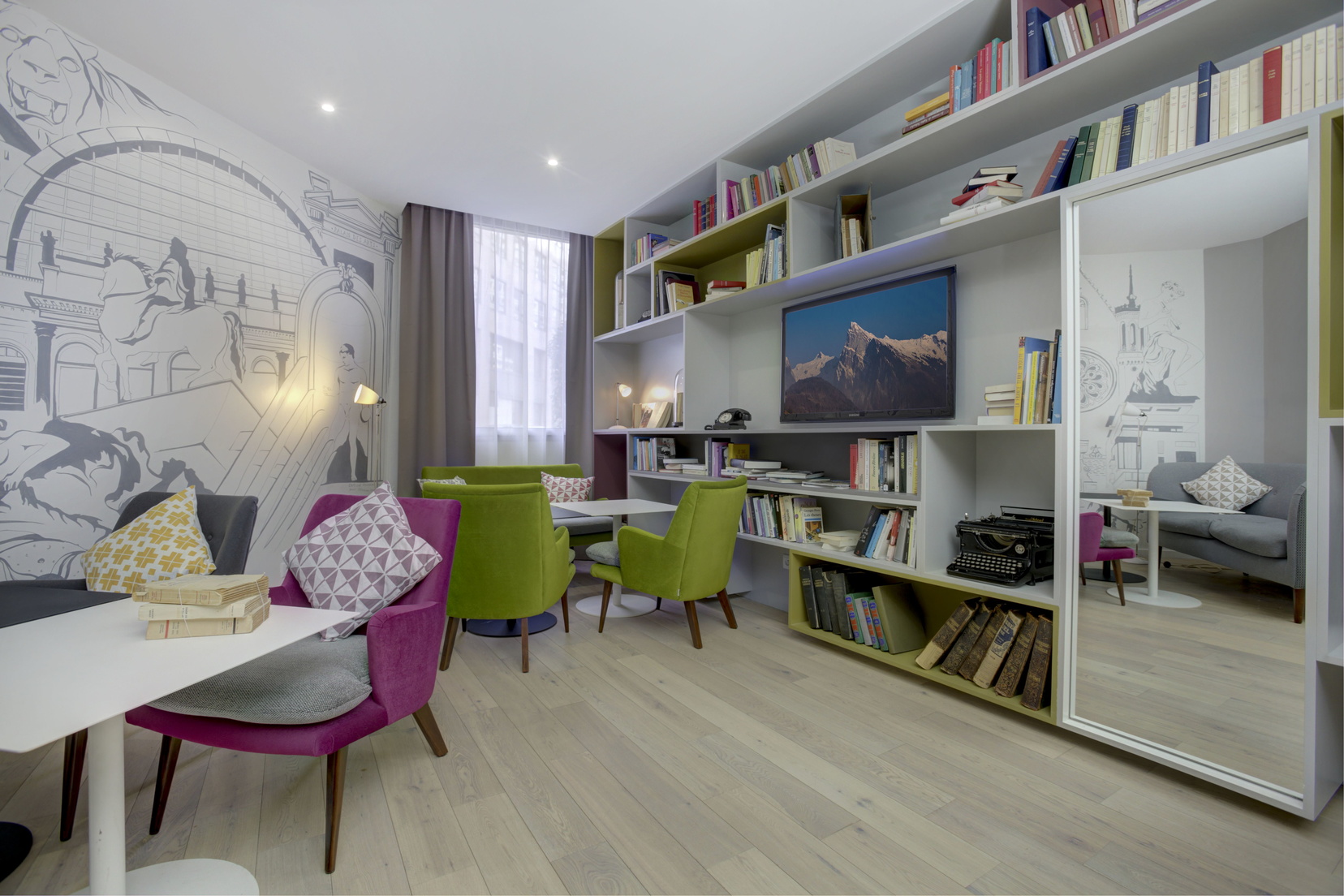 Espace lounge avec télévision de notre appart hotel à Lyon 3