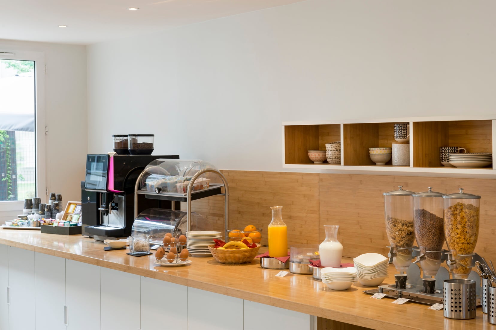Breakfast room with continental buffet, apart hotel Montpellier