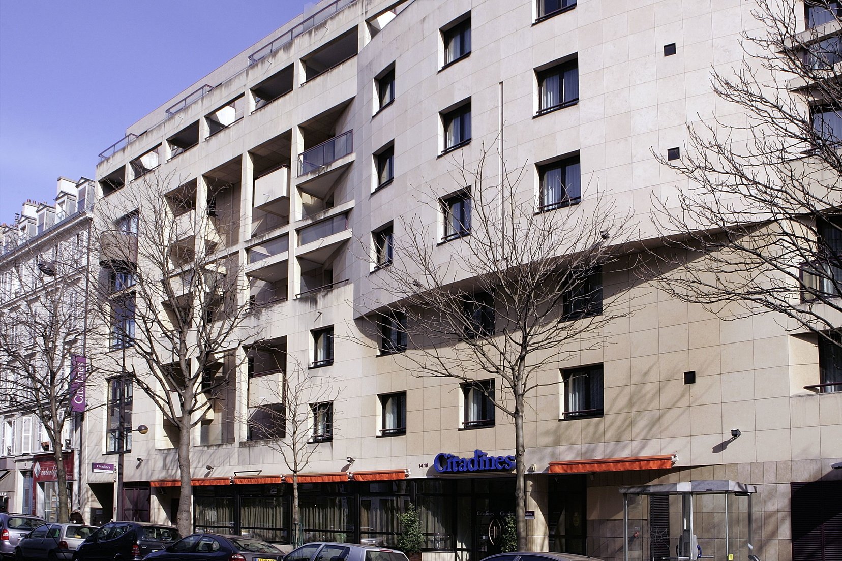 Façade of our apart hotel in Paris 12