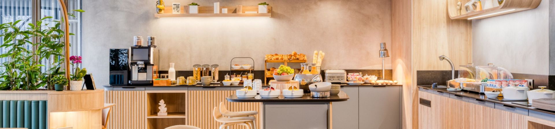 Restaurant and bar at Citadines Les Halles Paris