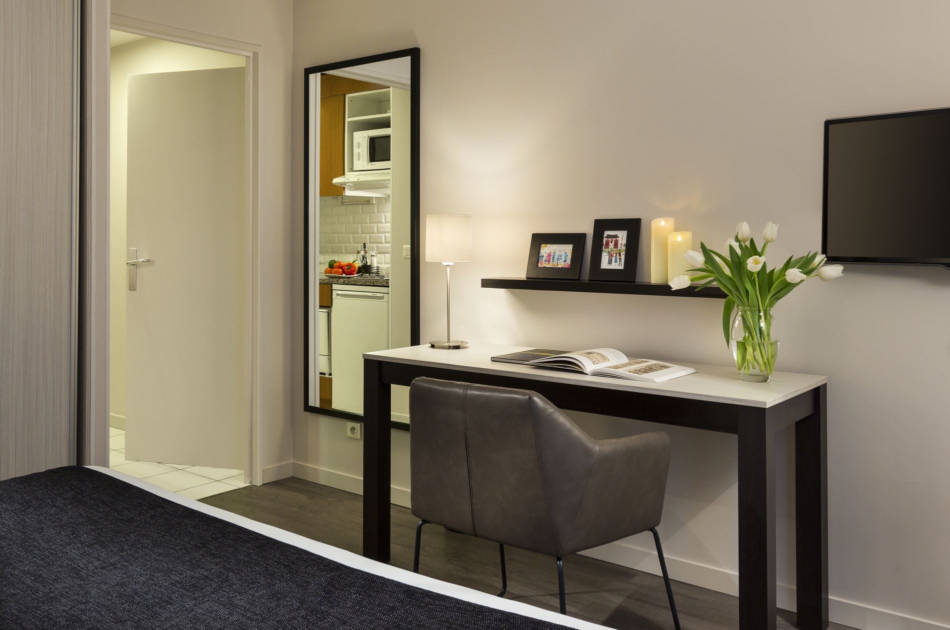 Estudio equipado con un despacho y una cocina, apart hotel Paris 18