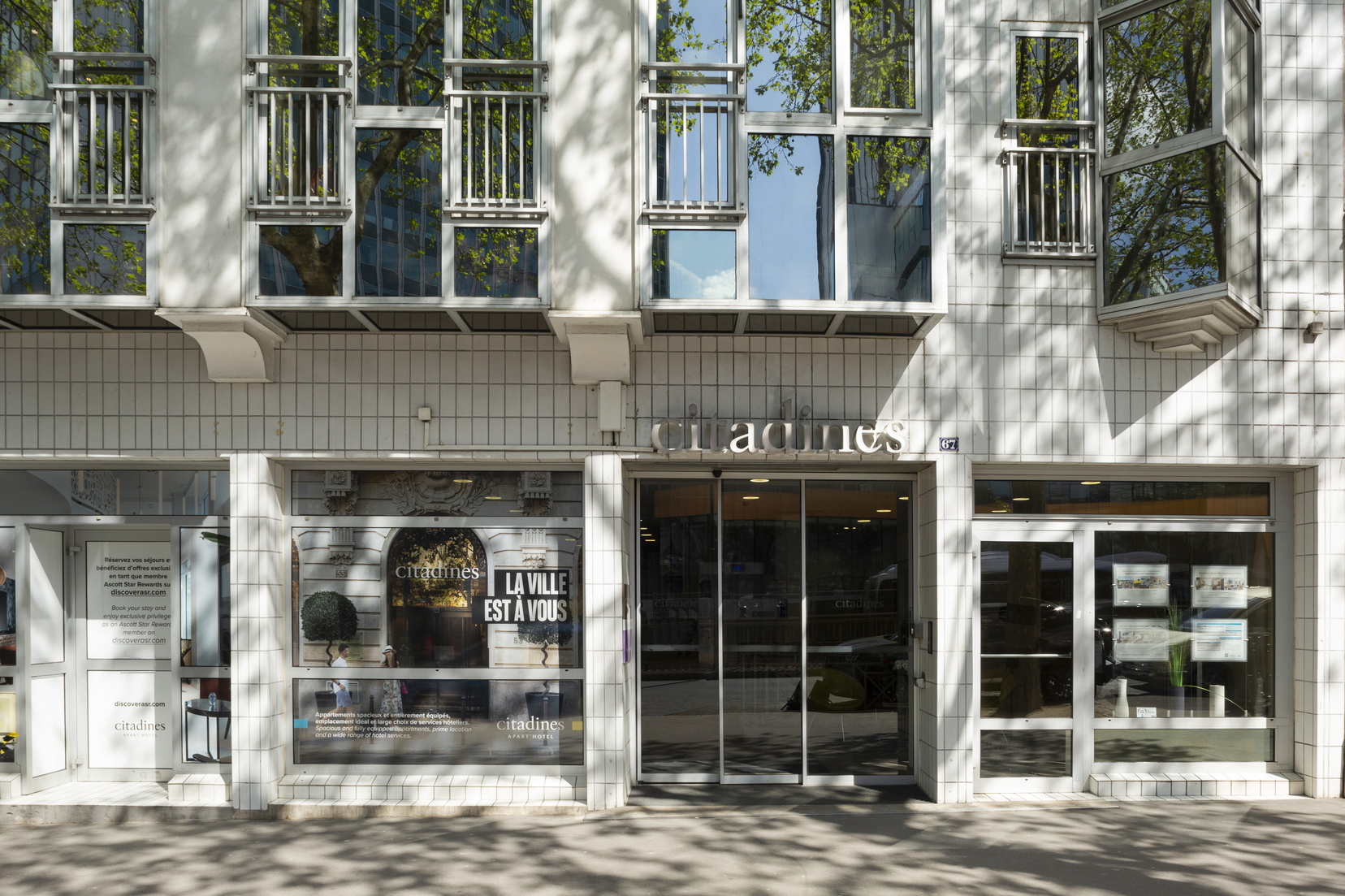 Entrance of our apart hotel in Paris 14