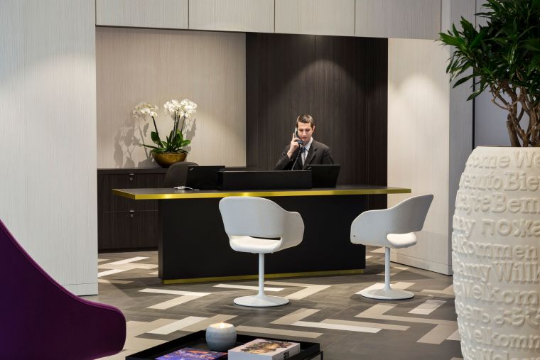 Reception open 24/7 of our apart hotel in Paris 2