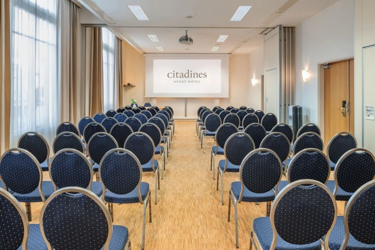 Meeting room in theatre configuration, apart hotel Paris 6