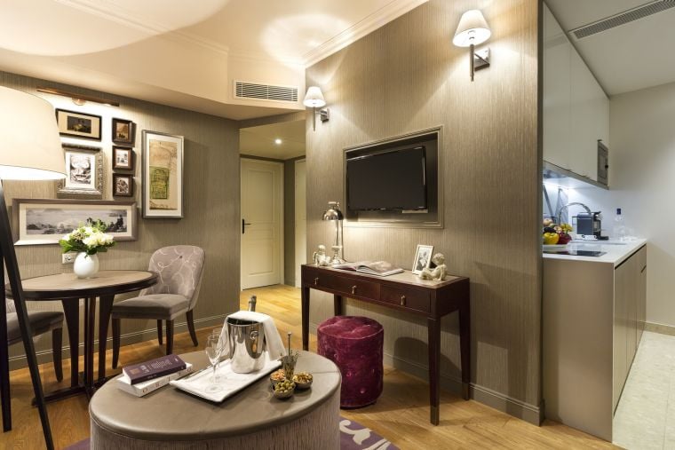 Exclusive Suite and its lounge/kitchen area, 5 star hotel in Paris 1