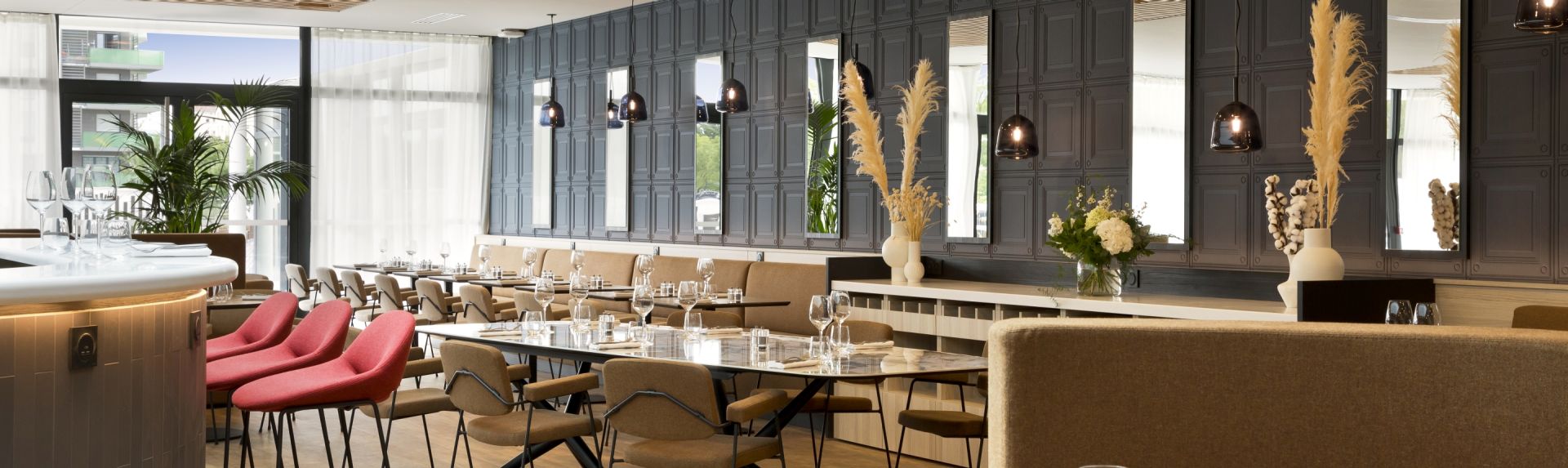 Restaurant and bar at Citadines Confluent Nantes