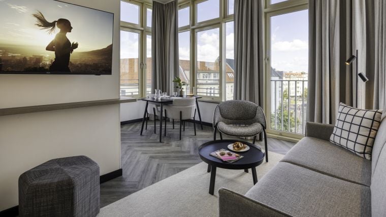 One Bedroom Executive Apartment Berlin Apartmenttype Bedroom Thumbnail