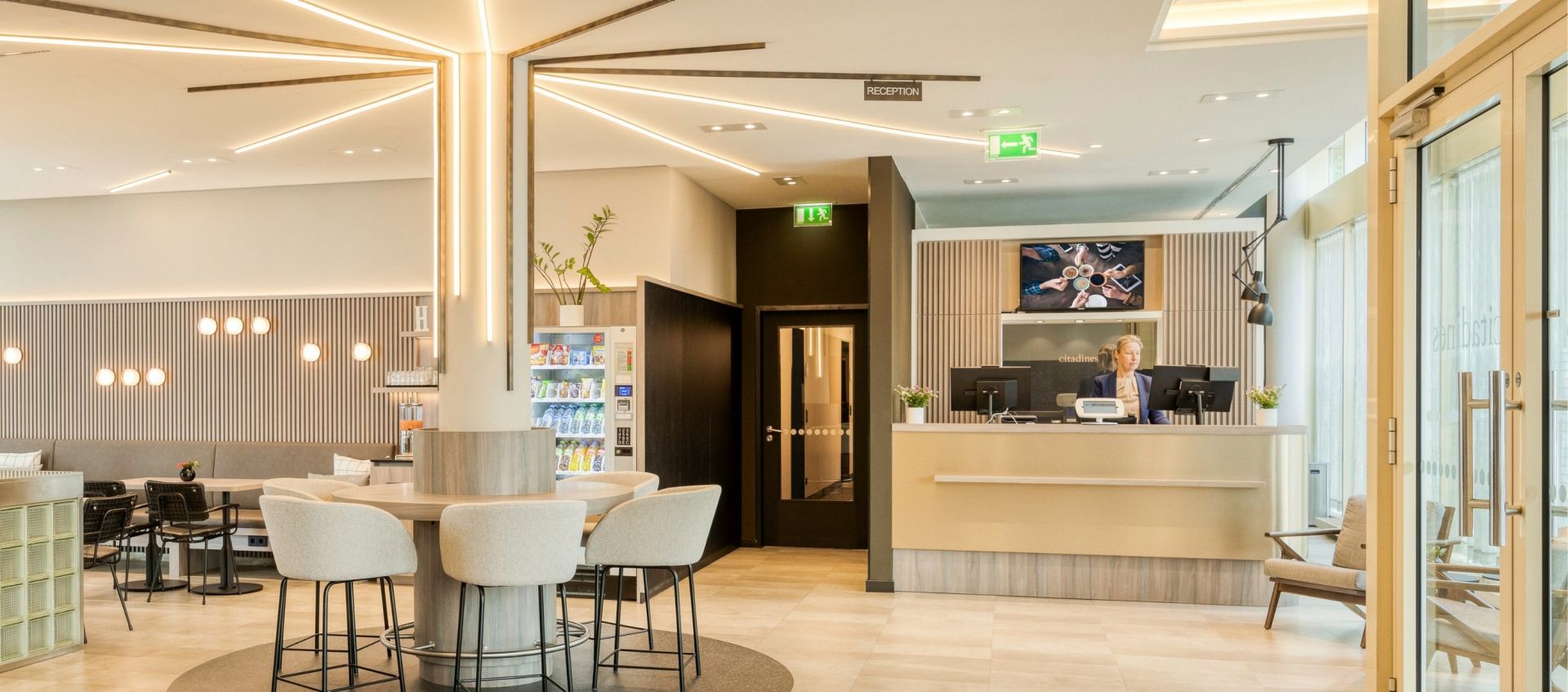 lobby at apart hotel Citadines Kurfürstendamm Berlin 