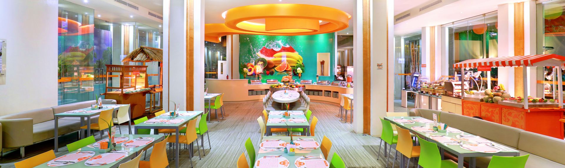 HARRIS Hotel & Residence Sunset Road Bali Dining