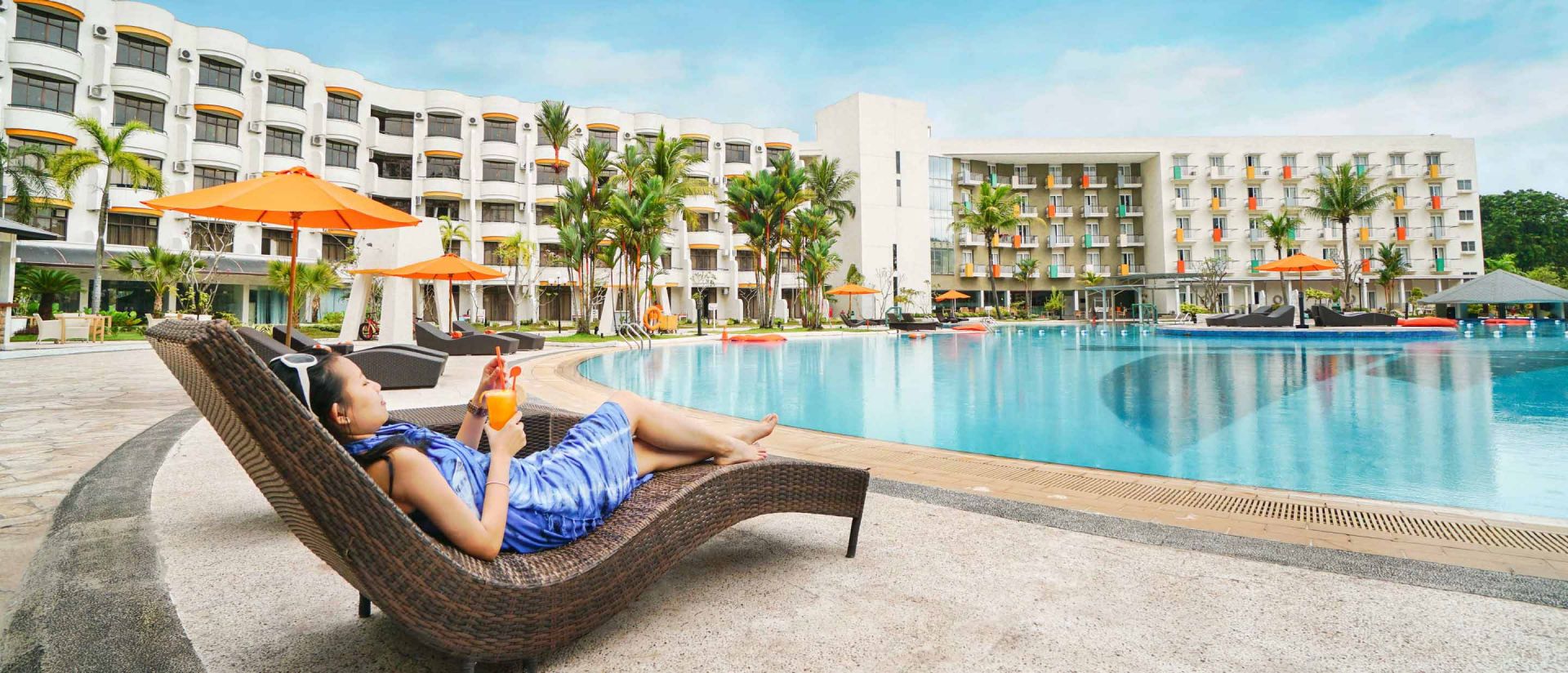 Harris Batam Waterfront Banner Overview