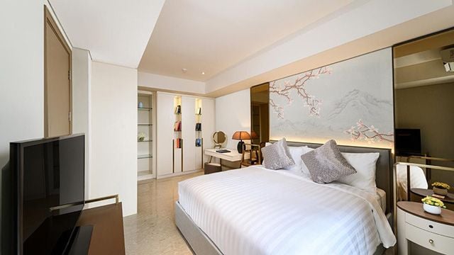 Overview One Bedroom Premier Apartment Thumb