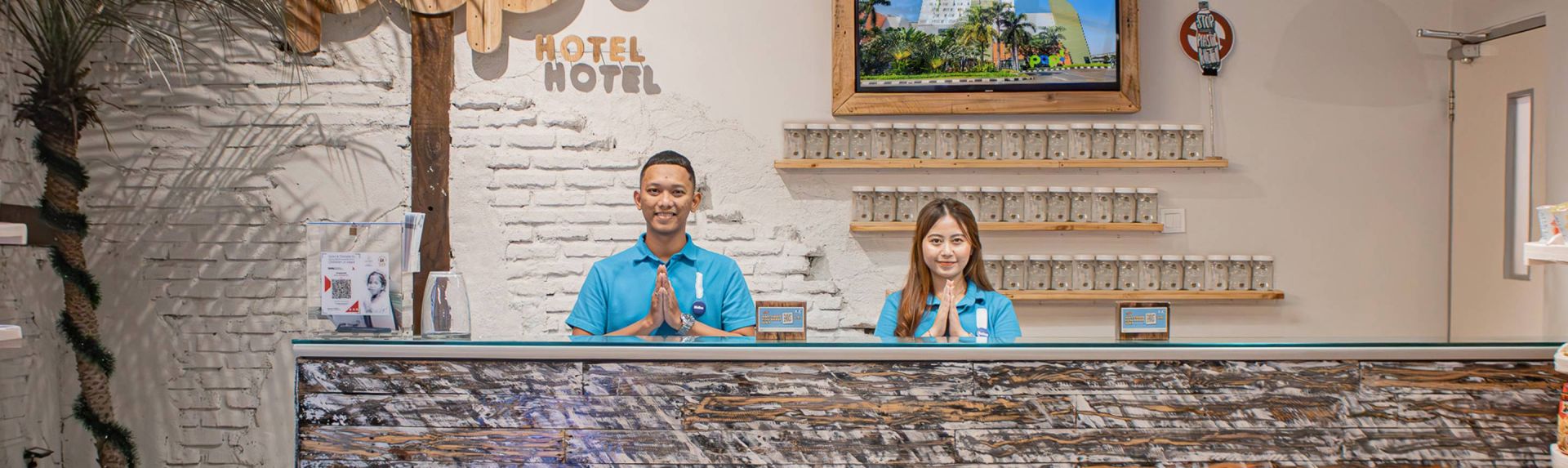 Dekstop spanduk FCJM