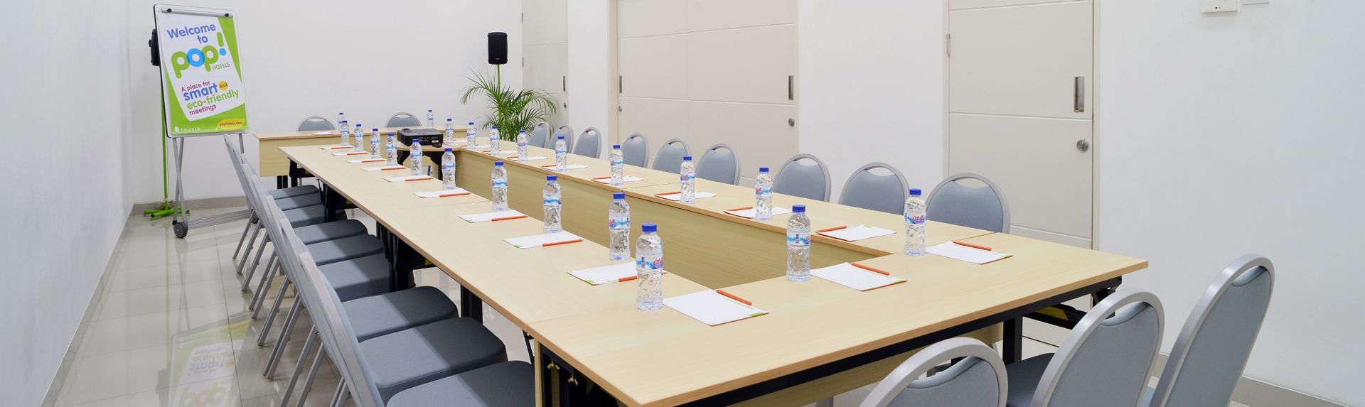 POP! Hotel Gubeng Surabaya Meetings and Events