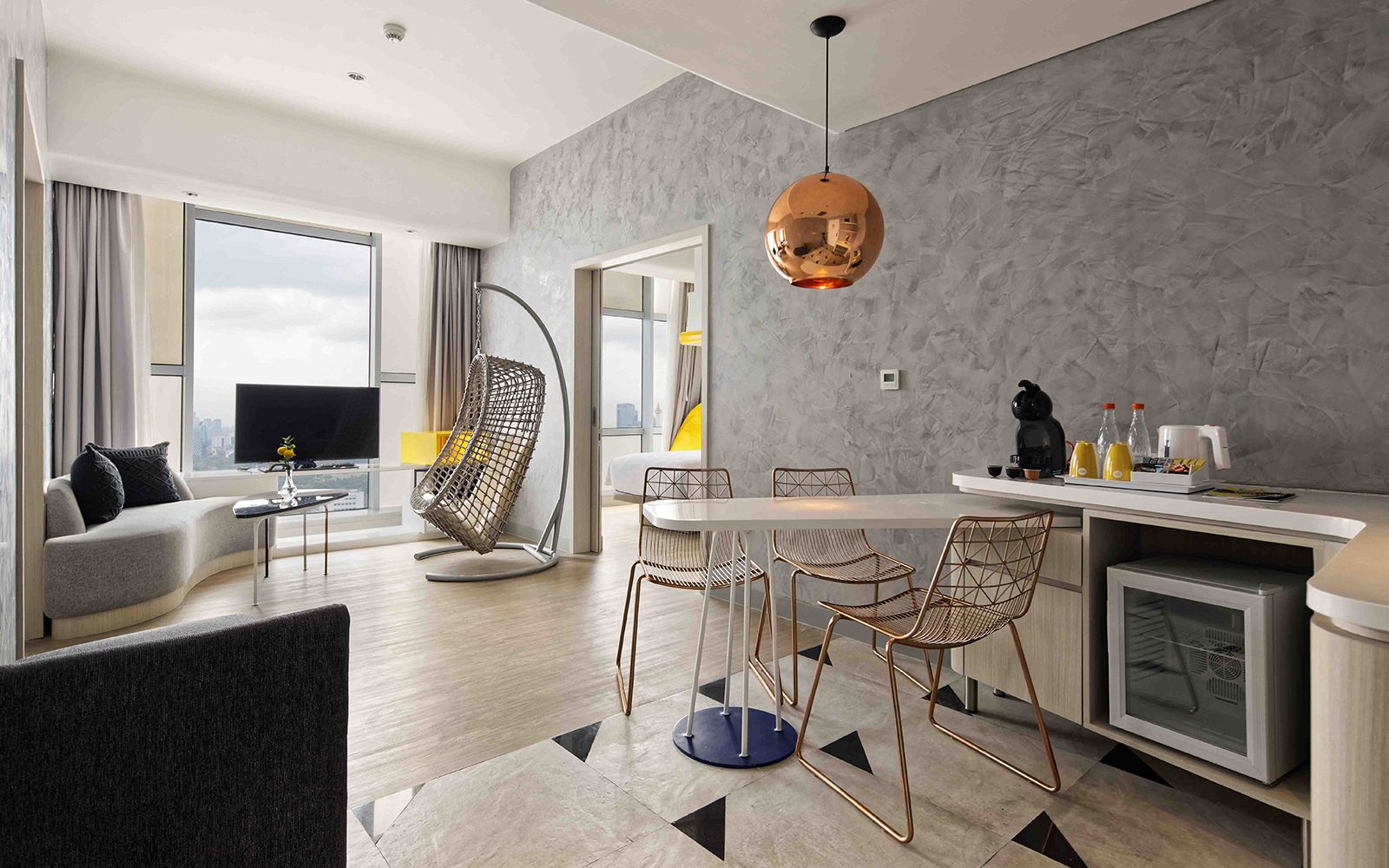 YELLO Hotel Harmoni
