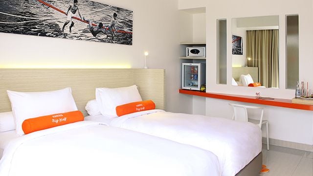 HARRIS Room City View